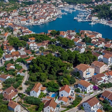 Villa Bellezza Milna  Exteriér fotografie