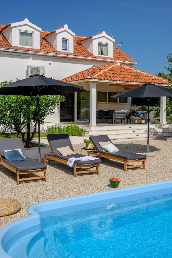 Villa Bellezza Milna  Exteriér fotografie